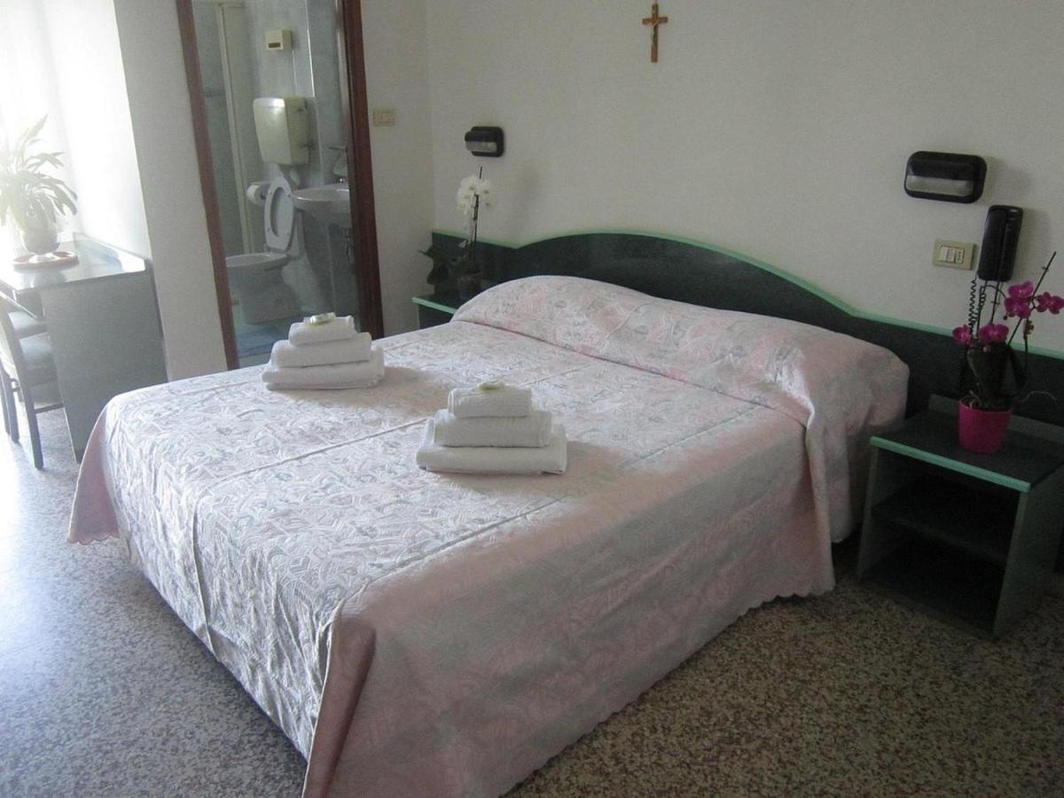 Hotel Concordia Palace Rimini Extérieur photo